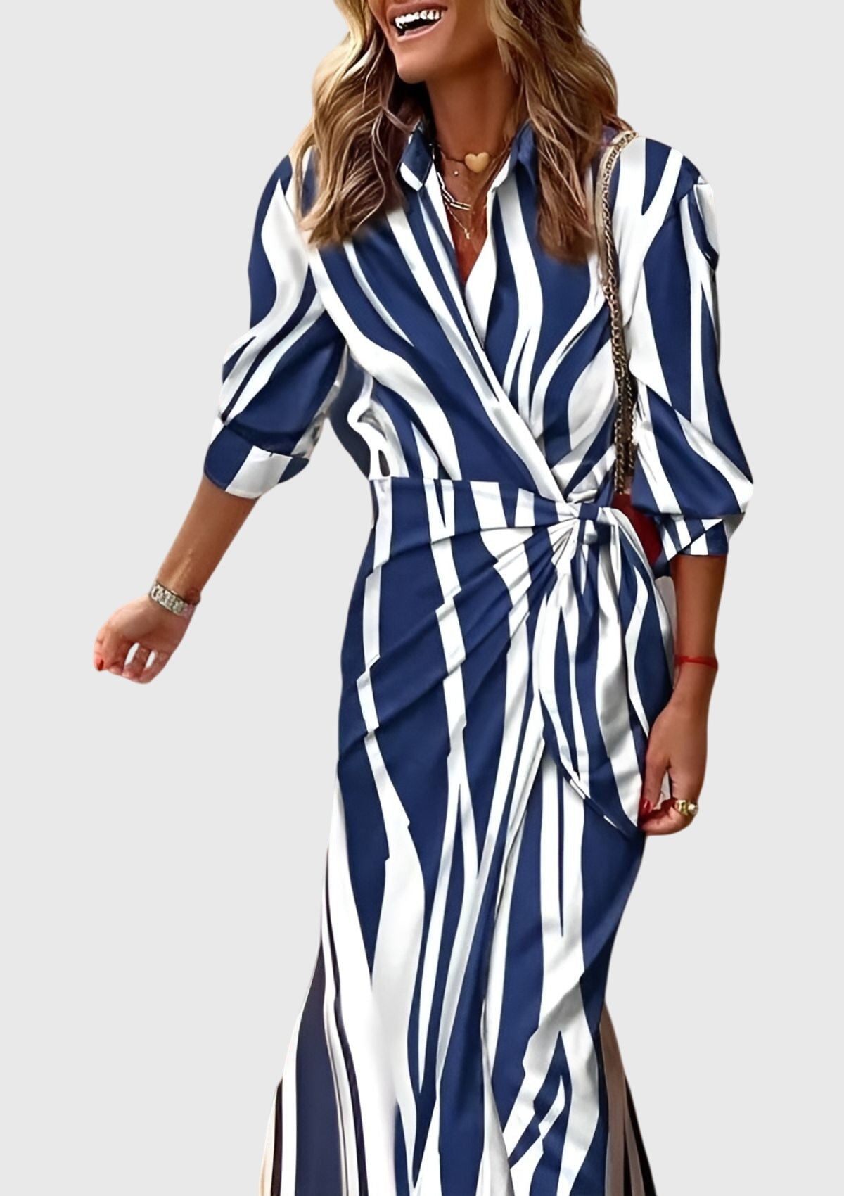 Everly | Vestido Elegante con Diseño Envolvente y Estampado