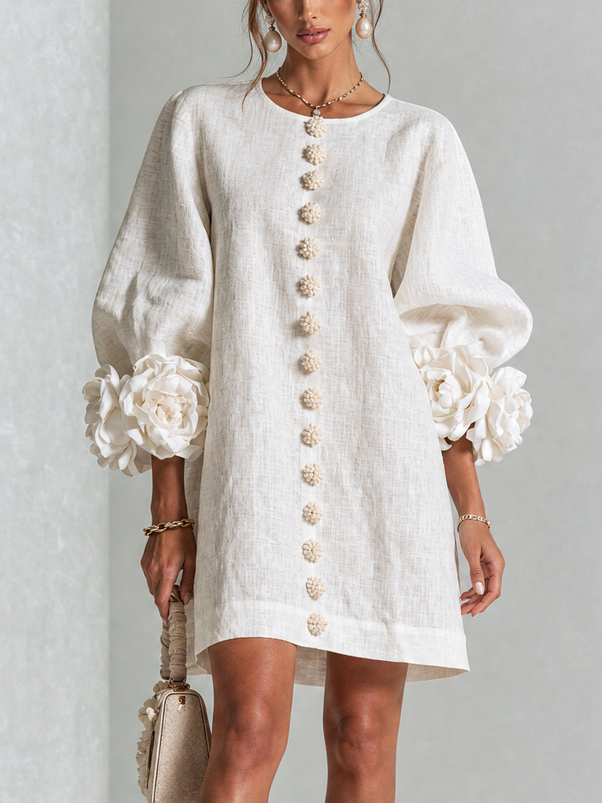 Alba | Mini vestido con botones y mangas florales