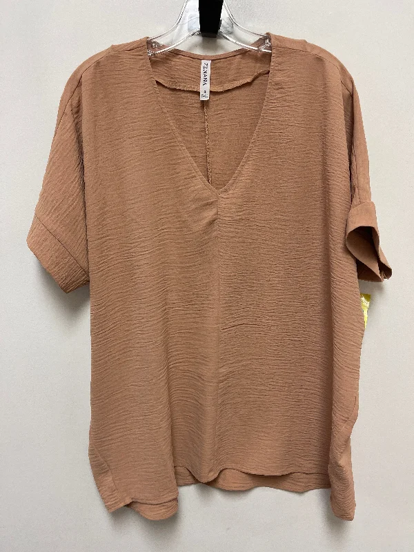 Top Short Sleeve By Zenana Outfitters In Tan, Size: S